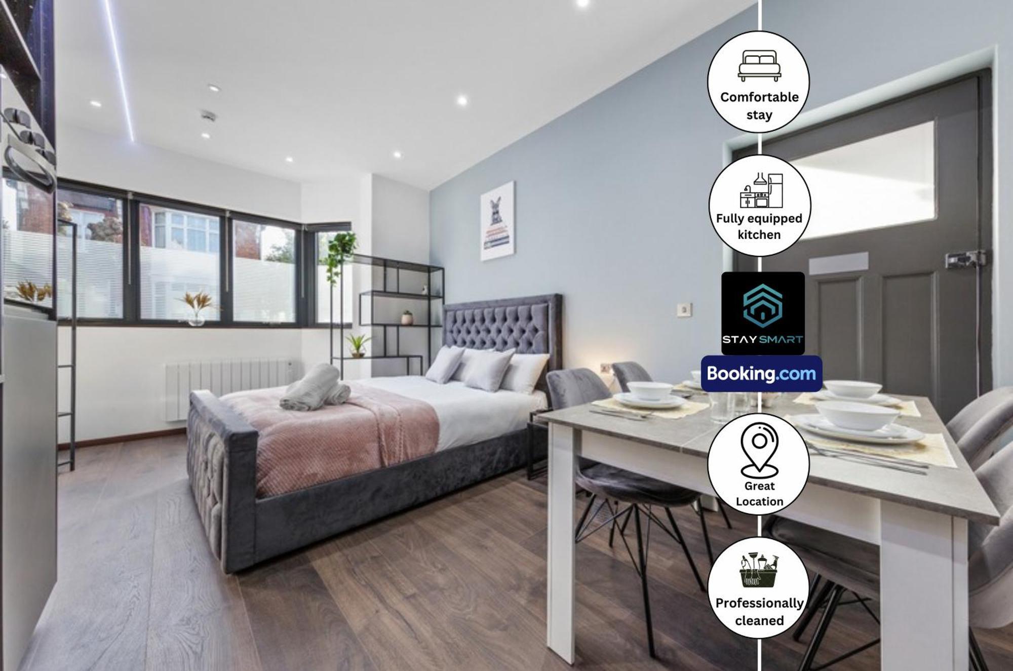 Stylish Studio Apt By Stay Smart Short Lets & Serviced Accommodation Woodstock With Free Wifi Londra Esterno foto